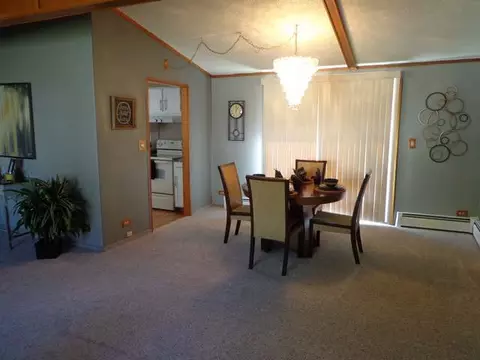 511 Division St NW, Mandan, ND 58554 photo 7