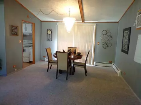 511 Division St NW, Mandan, ND 58554 photo 8