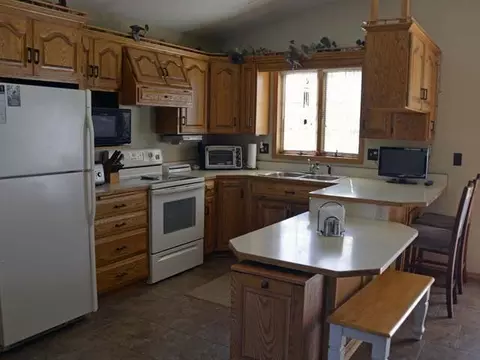 925 Turnpike Ave E, Bismarck, ND 58501 photo 14