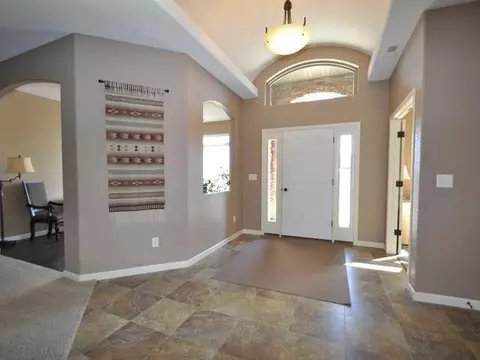 5206 Boulder Ridge Rd, Bismarck, ND 58503 photo 3