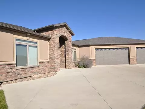 5206 Boulder Ridge Rd, Bismarck, ND 58503 photo 21