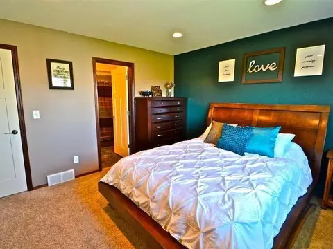 3231 Tyndale Cl, Bismarck, ND 58503 photo 16