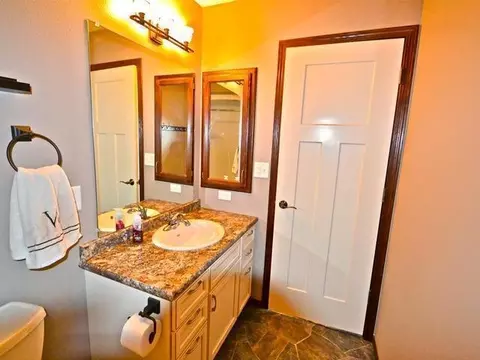 3231 Tyndale Cl, Bismarck, ND 58503 photo 13