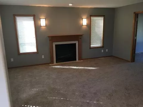 300 Napa Lp, Bismarck, ND 58504 photo 2