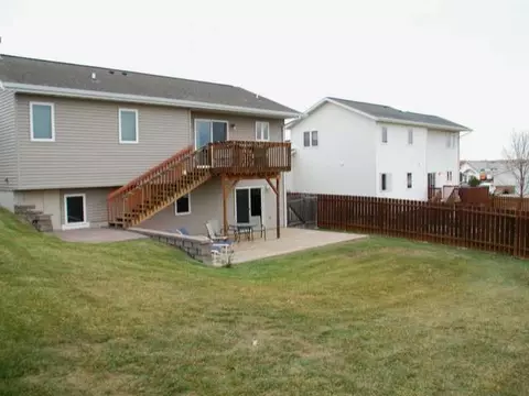 3447 Crocus Ave, Bismarck, ND 58501 photo 11