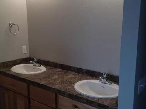 3164 Sullivan Lp, Lincoln, ND 58504 photo 6