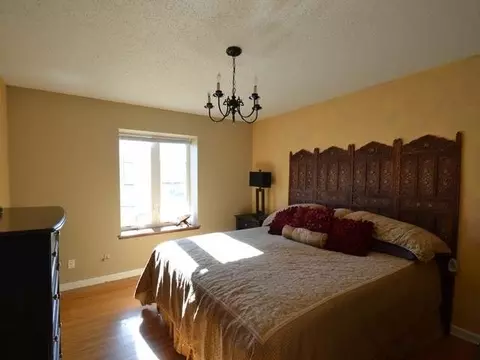 2120 E Avenue Ave E, Bismarck, ND 58501 photo 5