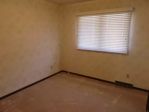 214 Capitol Ave E, Bismarck, ND 58501 photo 10
