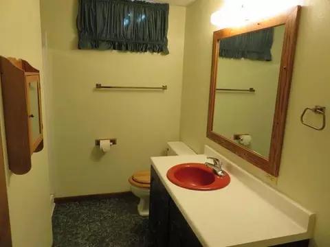 214 Capitol Ave E, Bismarck, ND 58501 photo 21