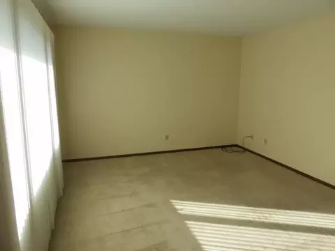 214 Capitol Ave E, Bismarck, ND 58501 photo 9
