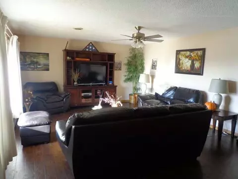 232 Divide Ave W, Bismarck, ND 58501 photo 3