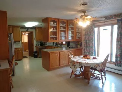 232 Divide Ave W, Bismarck, ND 58501 photo 7