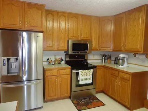232 Divide Ave W, Bismarck, ND 58501 photo 11