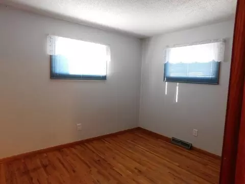 2408 Rosser Ave E, Bismarck, ND 58501 photo 9