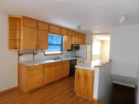 2408 Rosser Ave E, Bismarck, ND 58501 photo 4