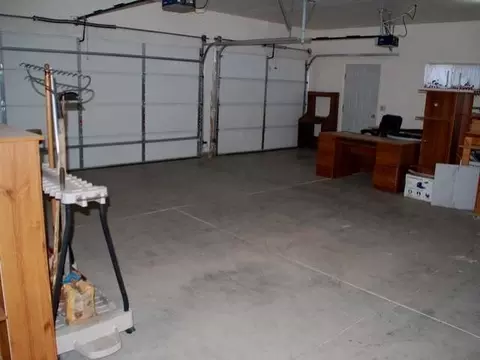 727 Brome Loop, Bismarck, ND 58504 photo 8