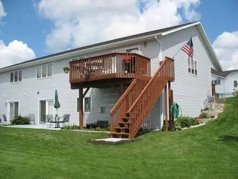 727 Brome Loop, Bismarck, ND 58504 photo 5