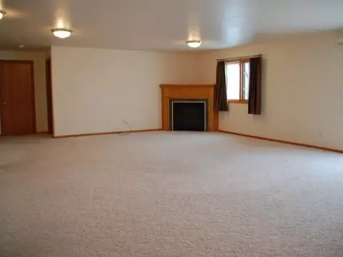 727 Brome Loop, Bismarck, ND 58504 photo 25