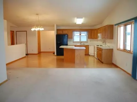 727 Brome Loop, Bismarck, ND 58504 photo 14