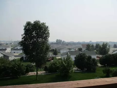 727 Brome Loop, Bismarck, ND 58504 photo 37