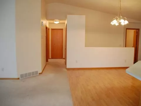 727 Brome Loop, Bismarck, ND 58504 photo 16