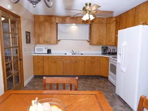 401 Collins Ave, Mandan, ND 58554 photo 8