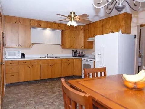 401 Collins Ave, Mandan, ND 58554 photo 7