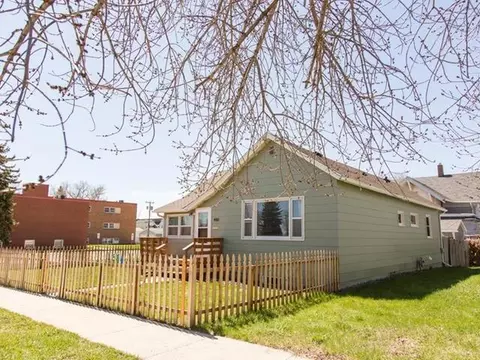 401 Collins Ave, Mandan, ND 58554 photo 3