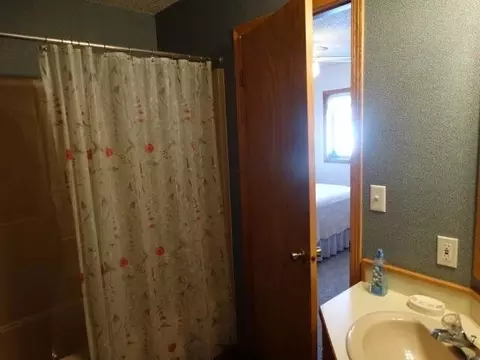 503 Juniper Dr, Bismarck, ND 58503 photo 14