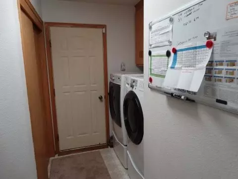 503 Juniper Dr, Bismarck, ND 58503 photo 15
