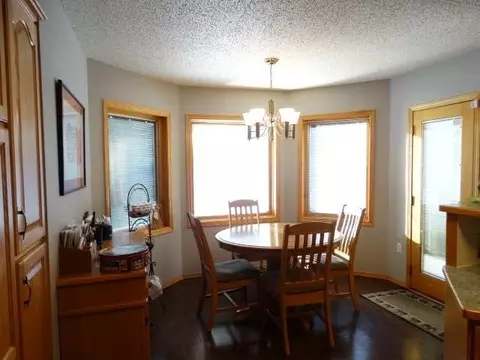 503 Juniper Dr, Bismarck, ND 58503 photo 8