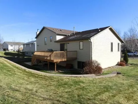 2000 23rd St N, Bismarck, ND 58501 photo 38