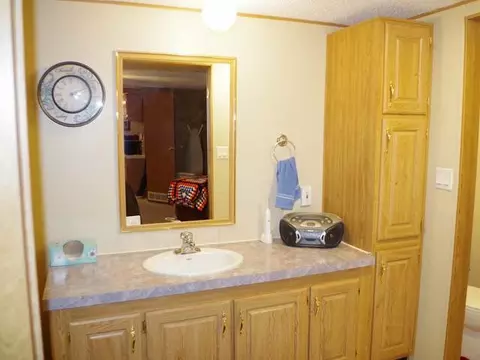 4749 British Dr, Bismarck, ND 58503 photo 8