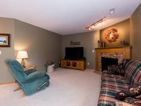1108 3rd Ave NE, Mandan, ND 58554 photo 13
