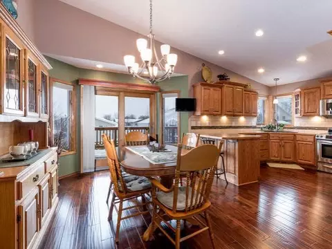 1108 3rd Ave NE, Mandan, ND 58554 photo 4