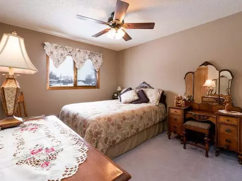 1108 3rd Ave NE, Mandan, ND 58554 photo 9