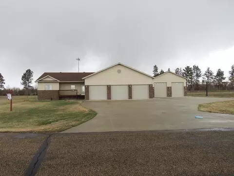 8116 White Oak Lp, Bismarck, ND 58501 photo 1