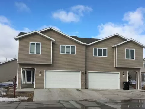 1742 Calgary Lp, Bismarck, ND 58503 photo 1