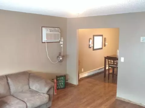 502 4th Ave NE, Mandan, ND 58554 photo 9