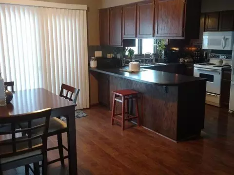 502 4th Ave NE, Mandan, ND 58554 photo 2