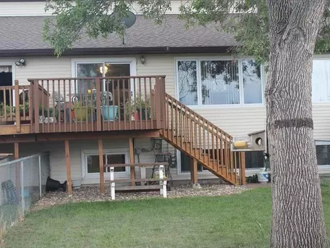 1044 Adobe Trl SE, Mandan, ND 58554 photo 7