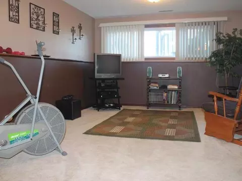 1044 Adobe Trl SE, Mandan, ND 58554 photo 25