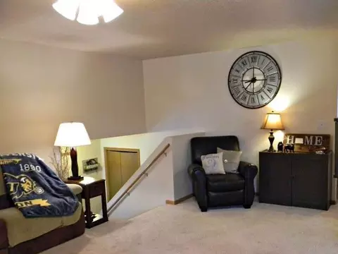 115 Sturgis Lp, Lincoln, ND 58504 photo 2