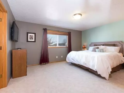 4530 Turnbow, Bismarck, ND 58503 photo 7