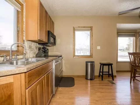 1620 D Ave E, Bismarck, ND 58501 photo 3