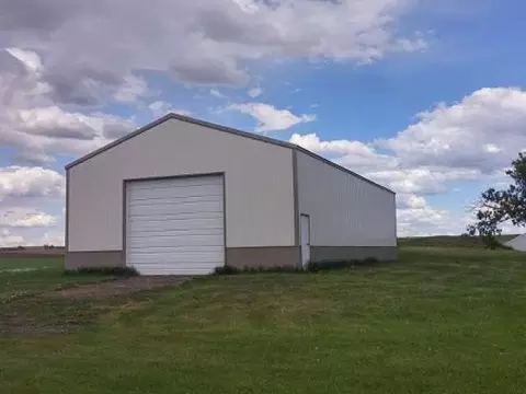 20759 26th St NE, Baldwin, ND 58521 photo 9