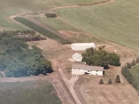 20759 26th St NE, Baldwin, ND 58521 photo 13