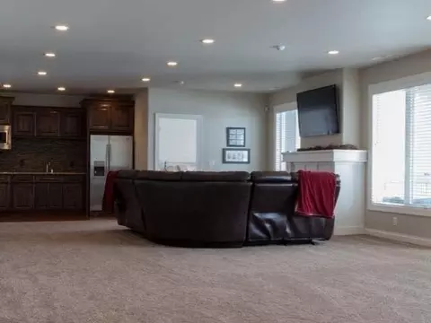 3805 Clairmont Rd, Bismarck, ND 58503 photo 40