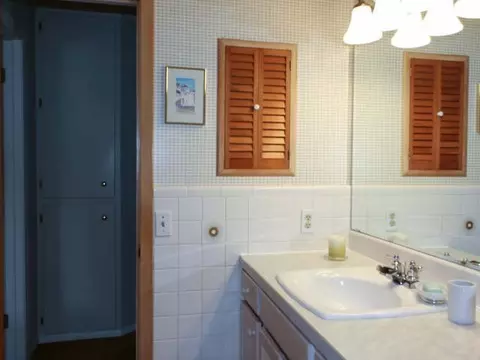 217 Owens Ave E, Bismarck, ND 58501 photo 24
