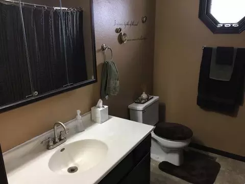 6 Custer Dr, Lincoln, ND 58504 photo 6